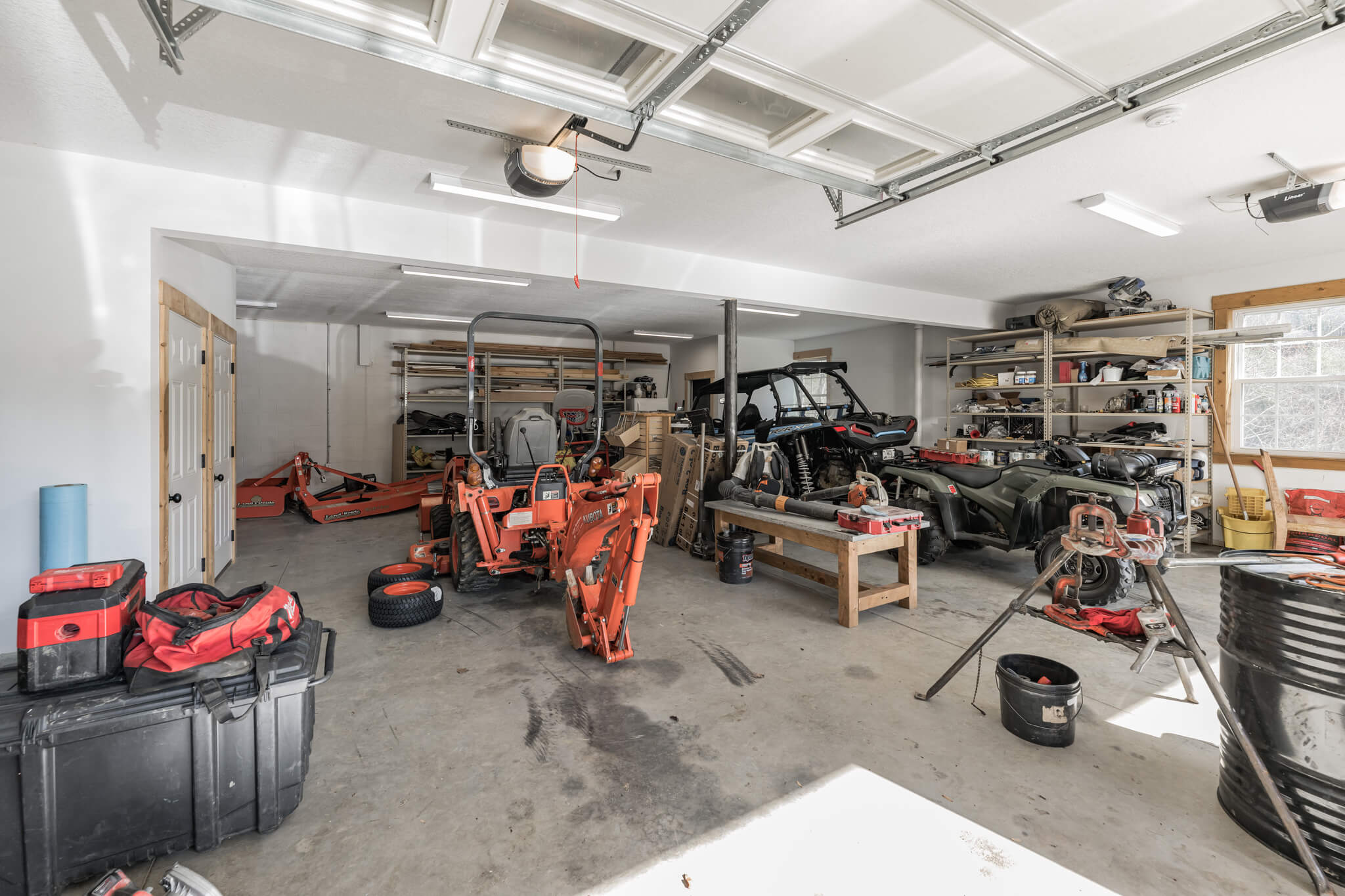 virtual renovation garage before