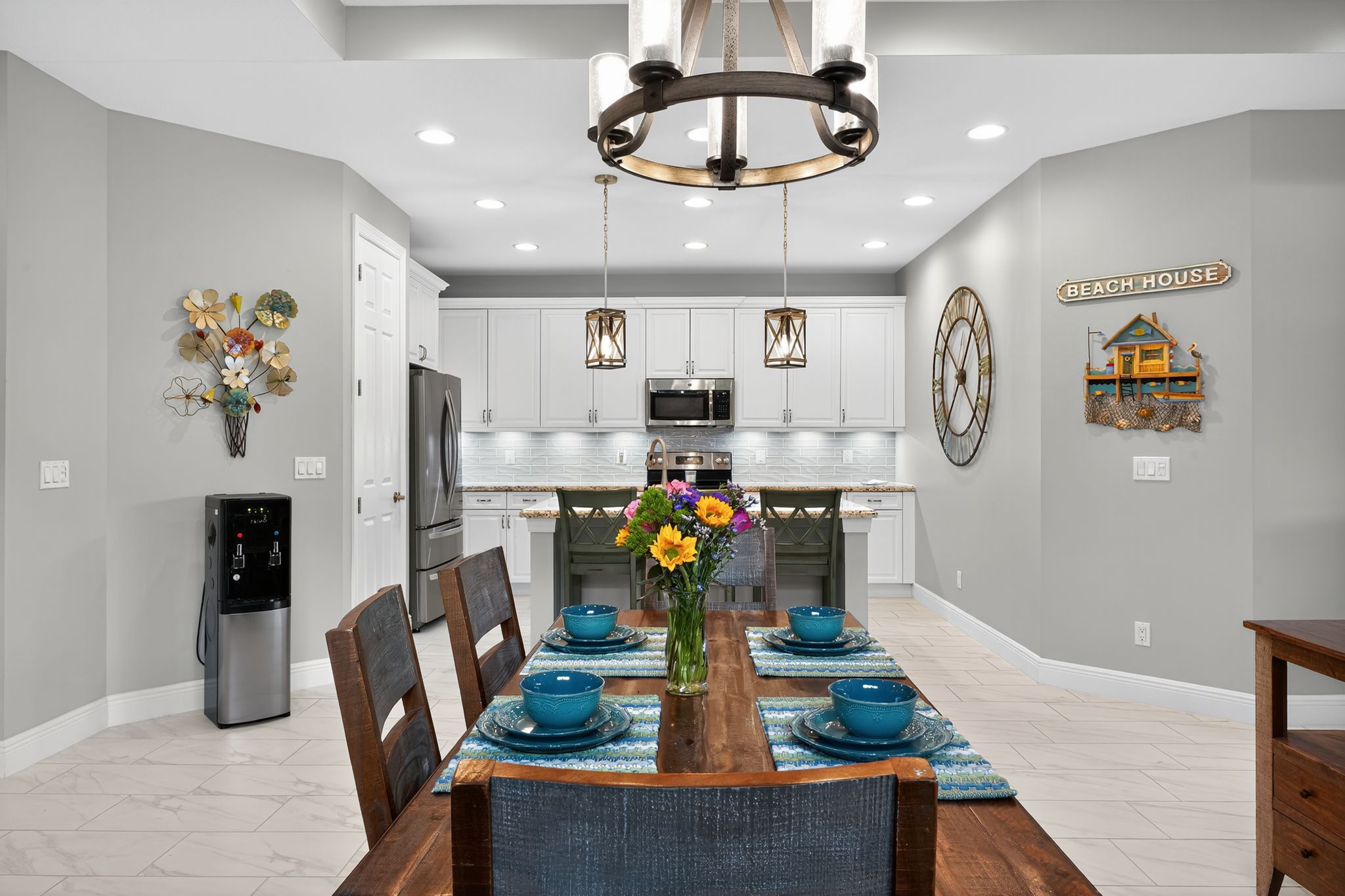 real estate photo dining room FL