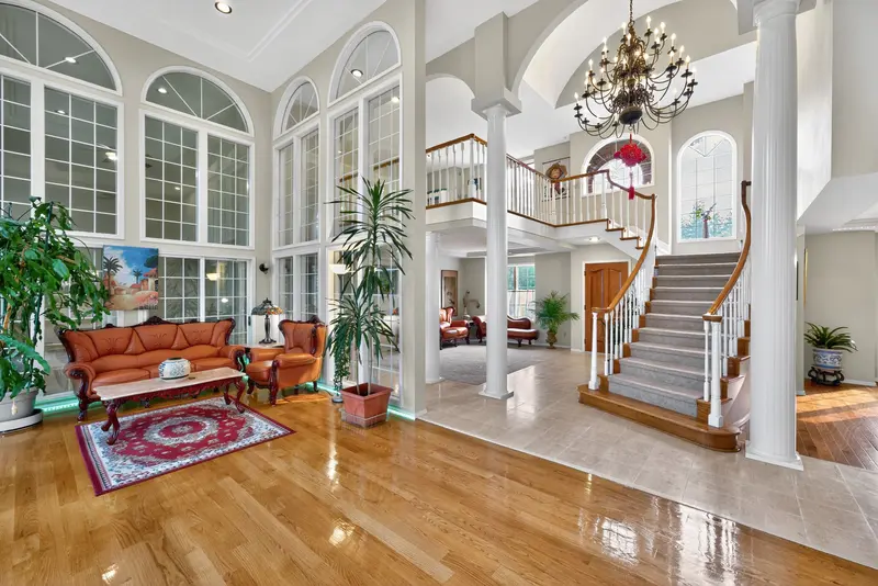 HDR real estate interior photography showing clear window views