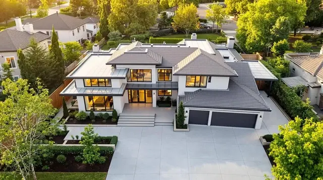 How to Use Drone Photography for Real Estate Marketing