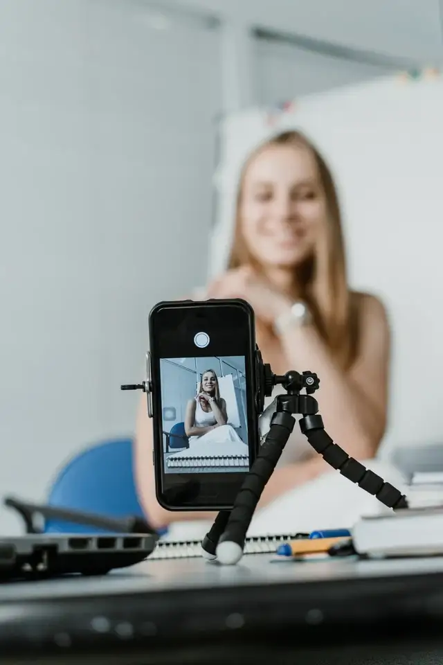 Vertical Video: Is It the Future of Real Estate Marketing?