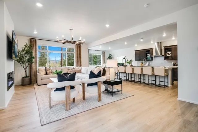 NorthShore dining area interior
