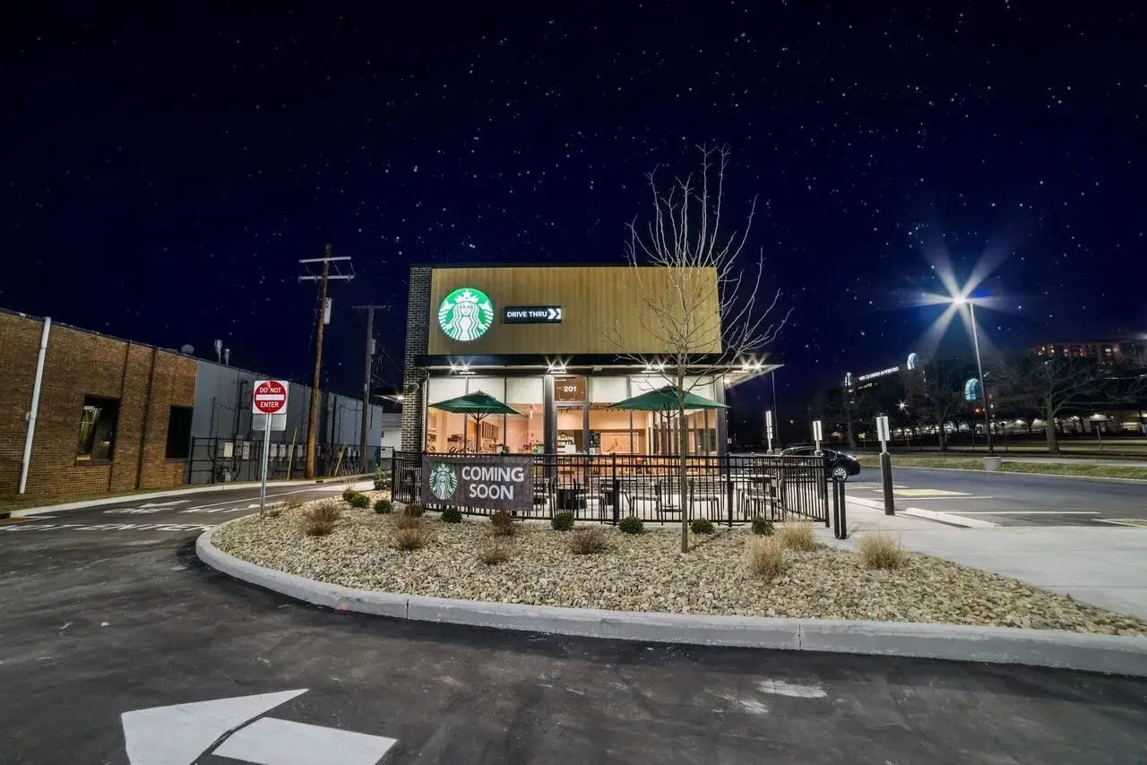 Starbucks location photography 11