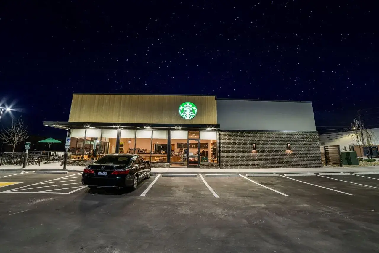 Starbucks location photography 12