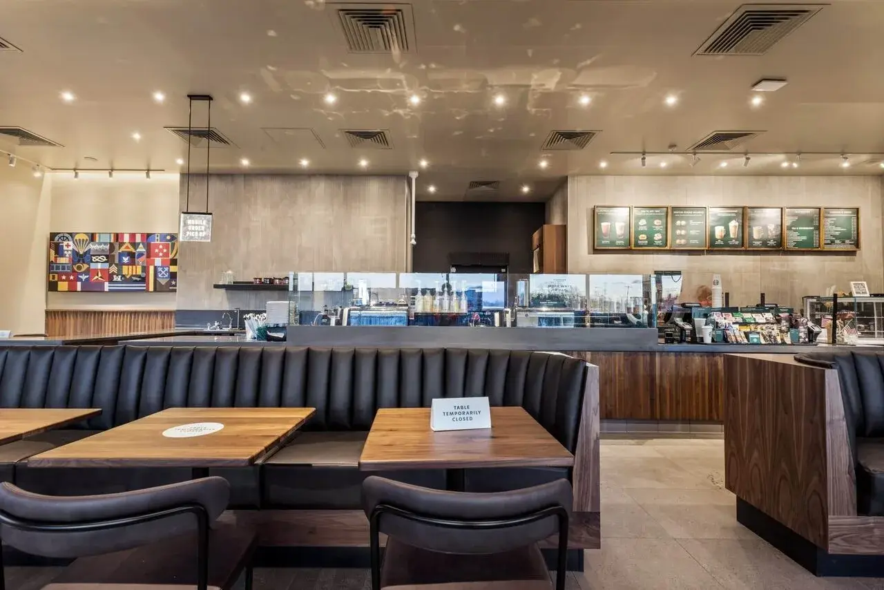 Starbucks location photography 6