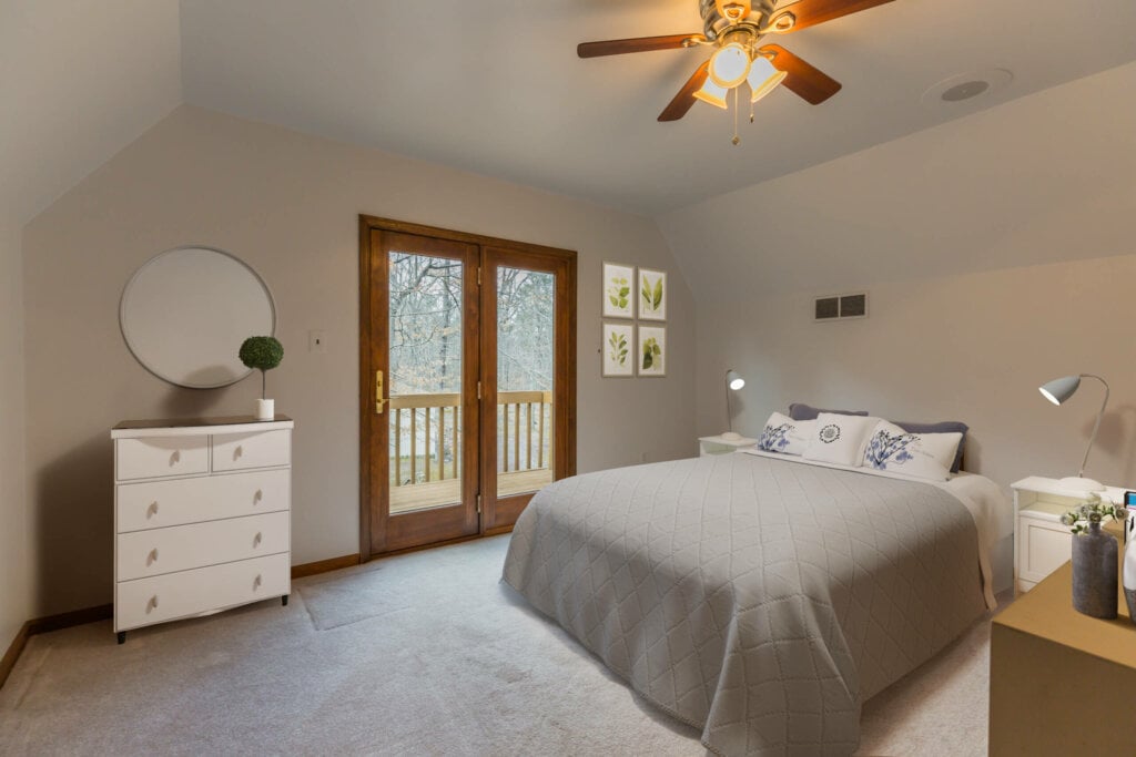 Photo of a simple bedroom using HomeJab's virtual staging.
