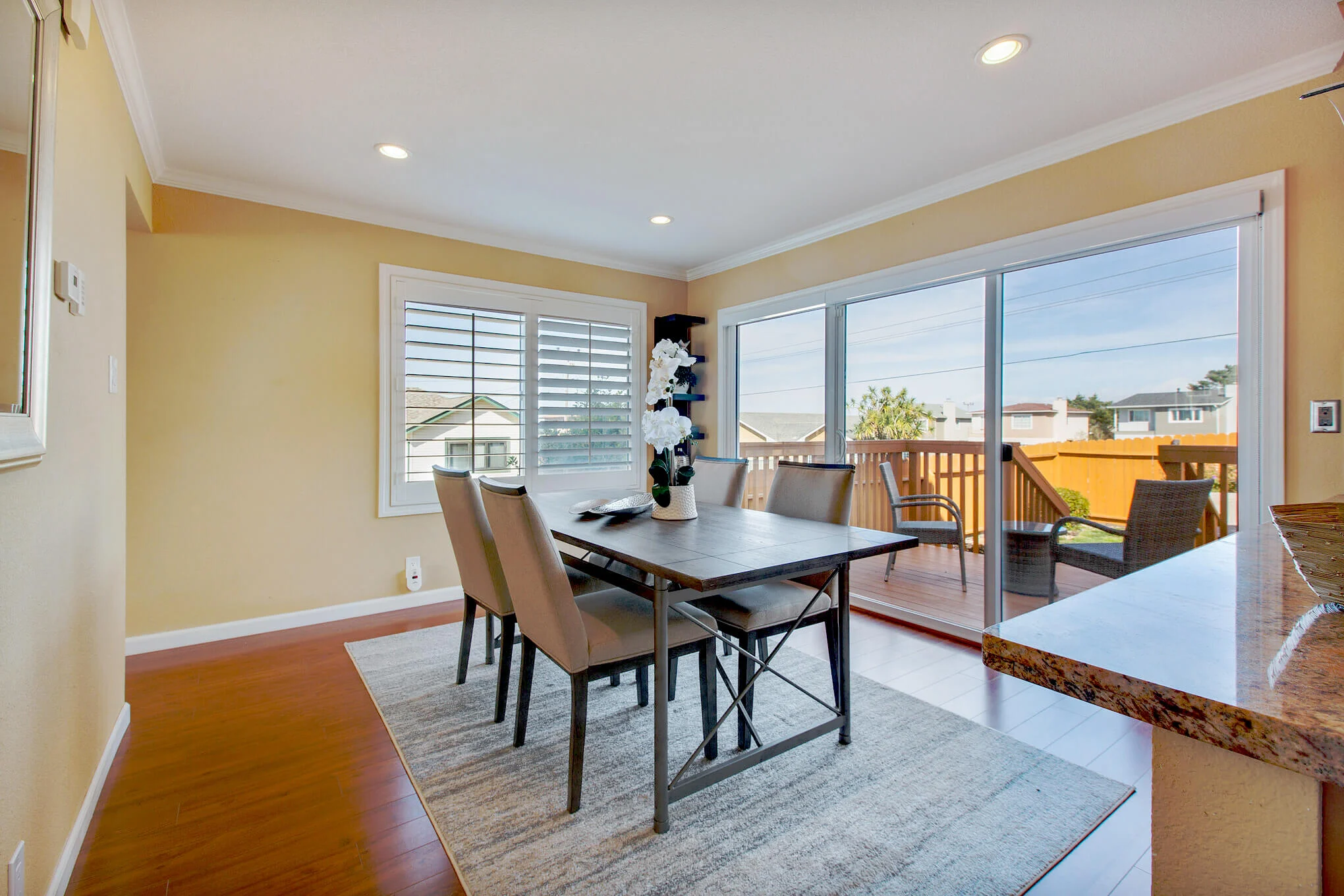 real estate photography of dining room in Pacifica, CA