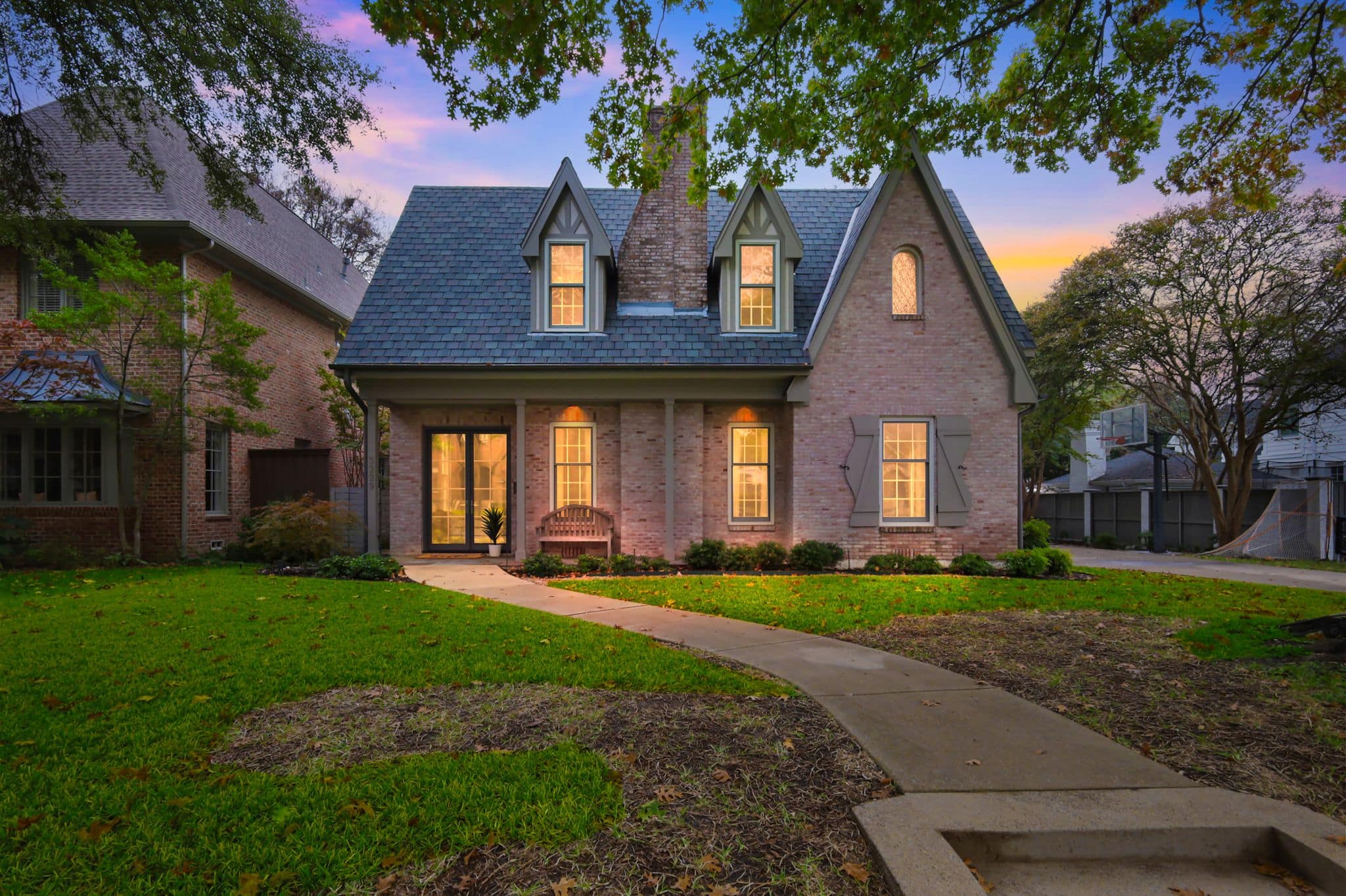 Virtual twilight photos